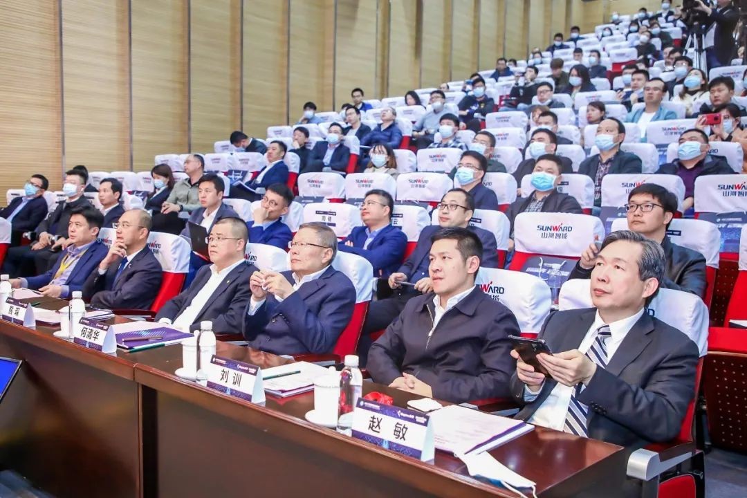 信息技术与造作业若何深度融合发展？行业大咖云集3499拉斯维加斯线路现场论路