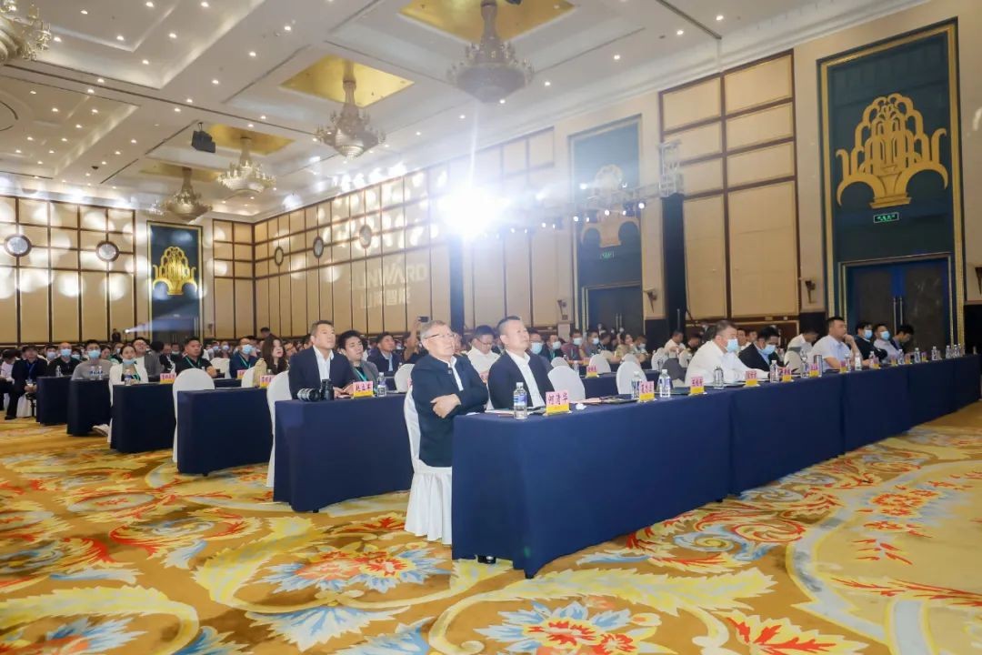 “爆品”出击！3499拉斯维加斯线路智能客户互换会签约超8亿元