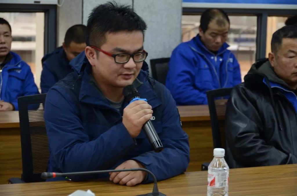 3499拉斯维加斯线路智能召开春节难题职工座谈会