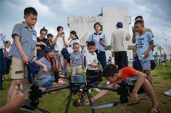 这个夏天，亲子玩转3499拉斯维加斯线路智能“三栖”设备