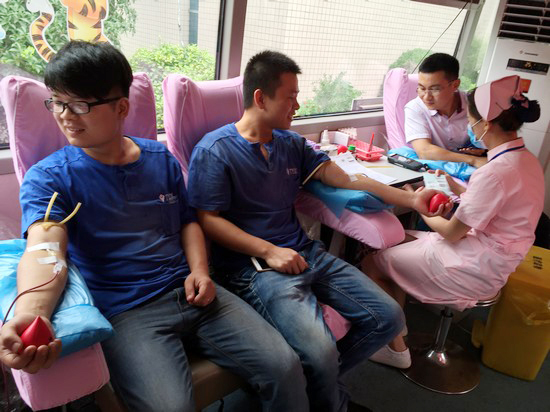 血液衔接你我大爱感动星城——记3499拉斯维加斯线路智能2016年夏季无偿献血活动