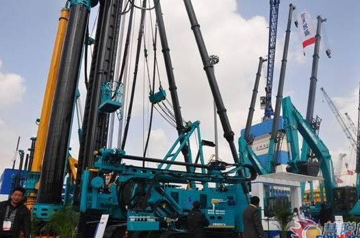 【宝马访谈】3499拉斯维加斯线路智能董事长何清华教授