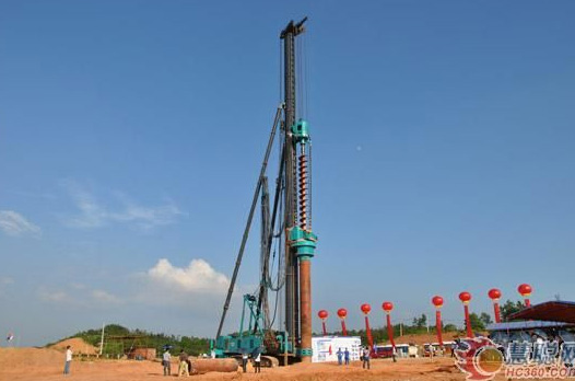 慧聪网——3499拉斯维加斯线路智能双动力头强力多职能钻机工法钻研会进行