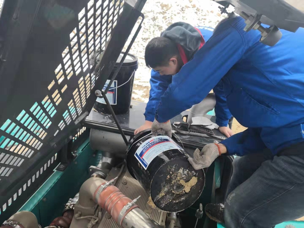 3499拉斯维加斯线路智能470挖机成功挑战世界屋脊