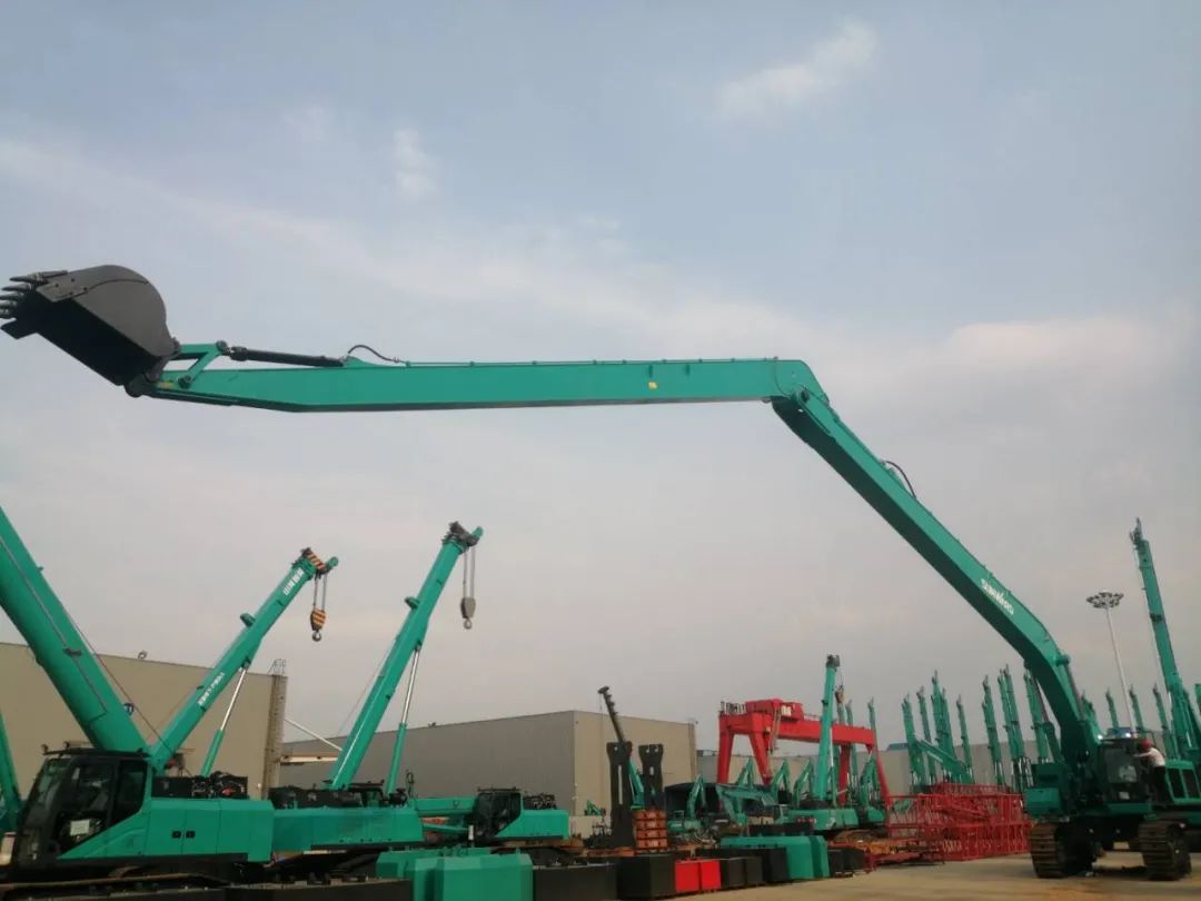 挖深全球第一！3499拉斯维加斯线路智能加长臂液压挖掘机SWE950ELR出口南美