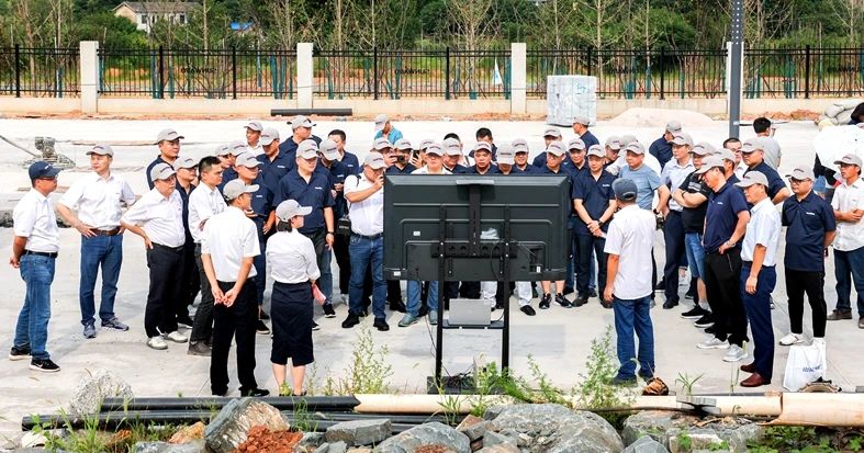 再升级！3499拉斯维加斯线路智能“矿山猛士”极限破碎现场直击