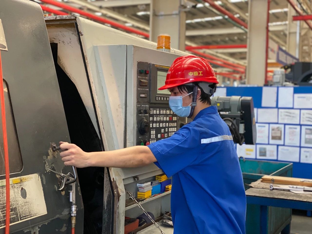 严格防控！3499拉斯维加斯线路智能牢筑防疫“长城”