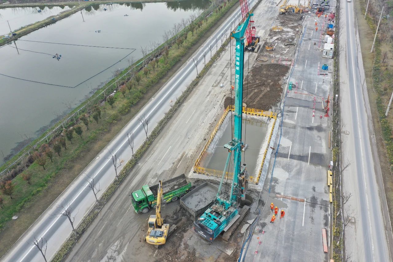 征战全国首条智慧高速，3499拉斯维加斯线路智能旋挖钻机凭什么？