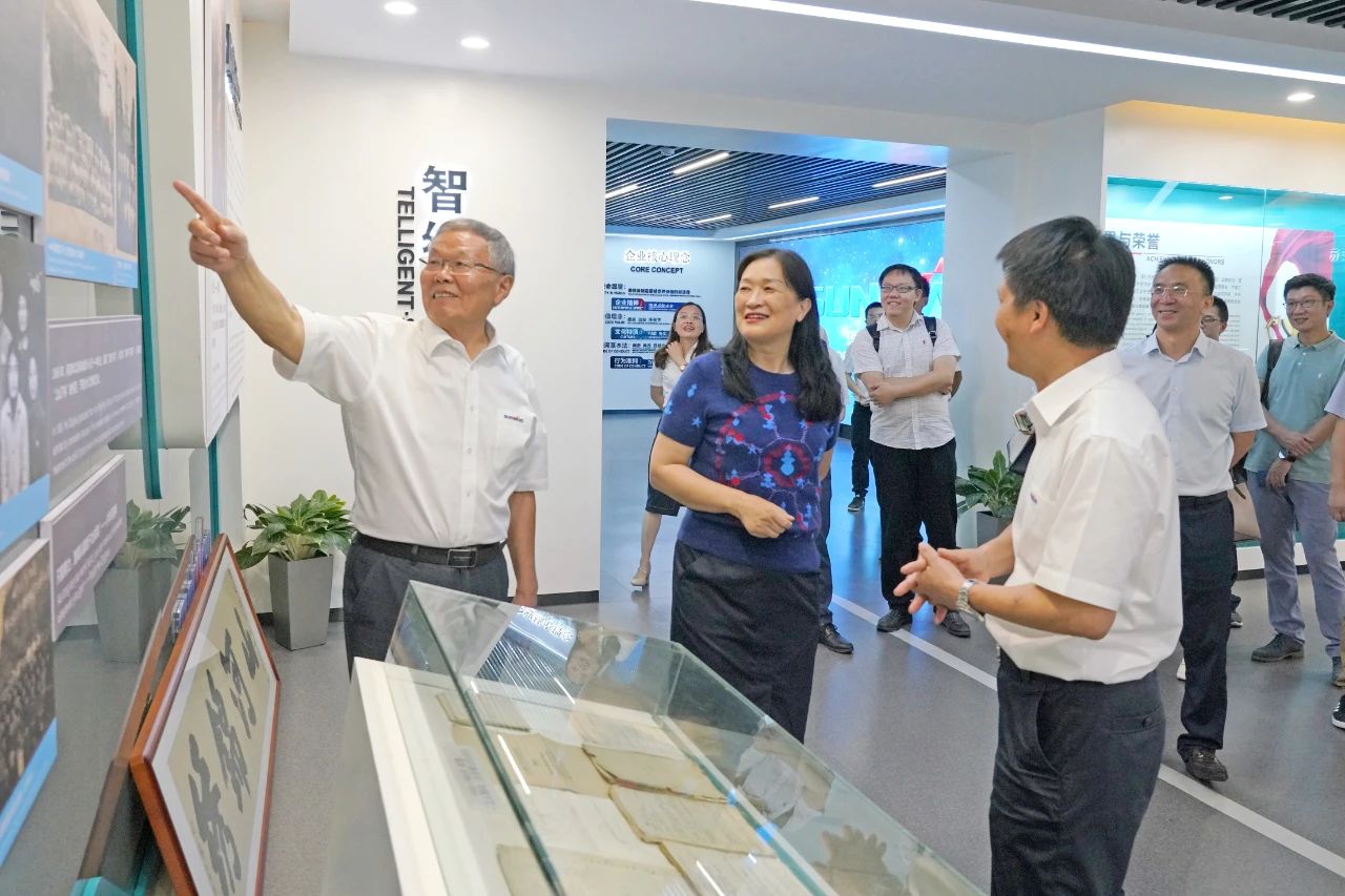 为创新创业心灵点赞！中国工程院院士陈晓红一行到访3499拉斯维加斯线路智能