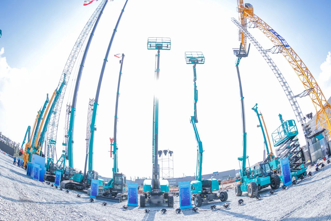 四大成套设备携手登。3499拉斯维加斯线路智能创新成就展示会交出“亮眼答卷”