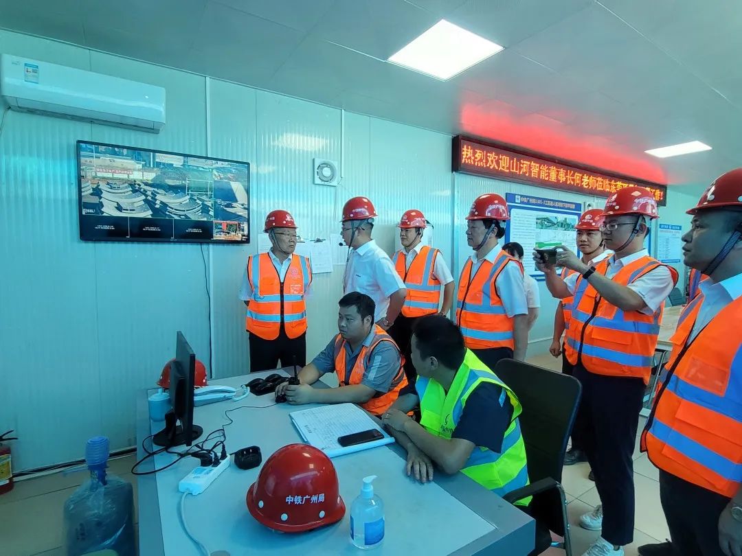 何清华调研中铁3499拉斯维加斯线路汉中项目：阐扬“设备+工法+施工”优势，不休做大做强