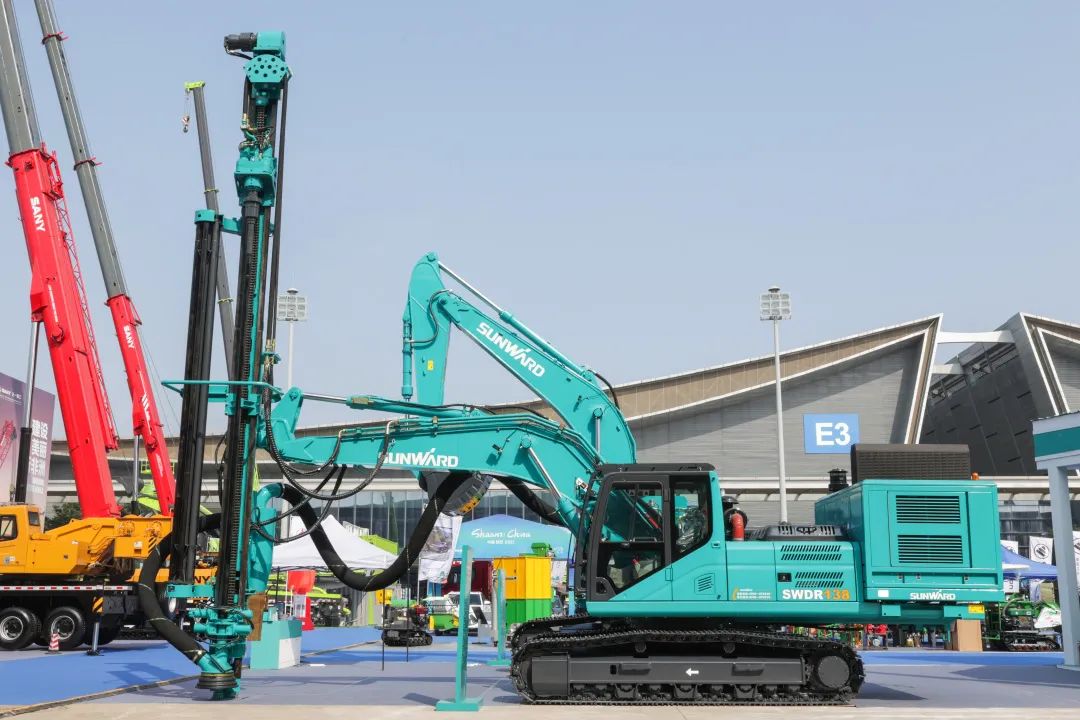 亮相中非经贸展览会！3499拉斯维加斯线路智能尽展工程机械国产品牌魅力