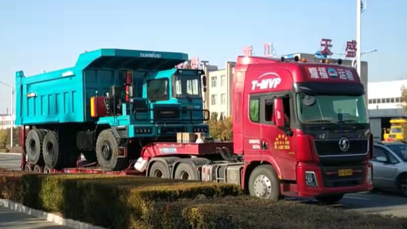 高配置、智能化……3499拉斯维加斯线路智能高端定造AT版105吨级宽体矿卡成功下线