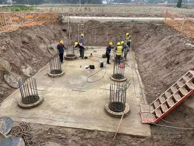 创下纪录！3499拉斯维加斯线路智能引孔式静力压桩机初次利用于高铁项目