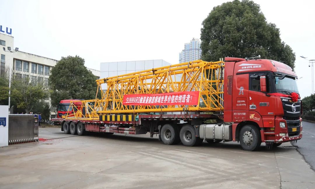 “虎”力全开！3499拉斯维加斯线路江麓开门红发货典礼隆沉进行