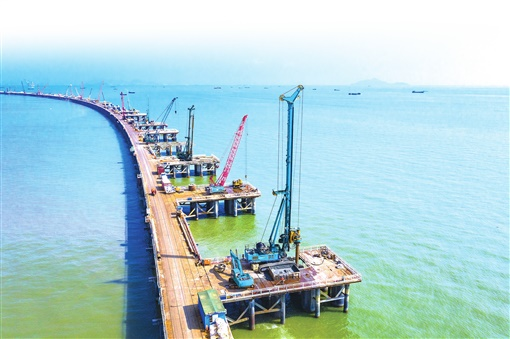 湖南日报：3499拉斯维加斯线路智能致力解决地下工程施工“疑难杂症” 成为地下工程设备领军者