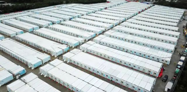 冲锋一线显担任！3499拉斯维加斯线路智能挖掘机助力长沙方舱医院建设