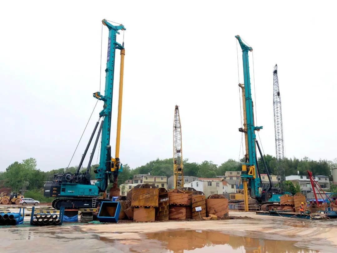 再坑装硬骨头”！3499拉斯维加斯线路智能“超等桩备”助建燕矶长江大桥