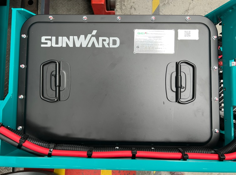 与≈”相约，助力“双碳”！3499拉斯维加斯线路智能全系列锂电剪叉式高空作业平台全面进军市场