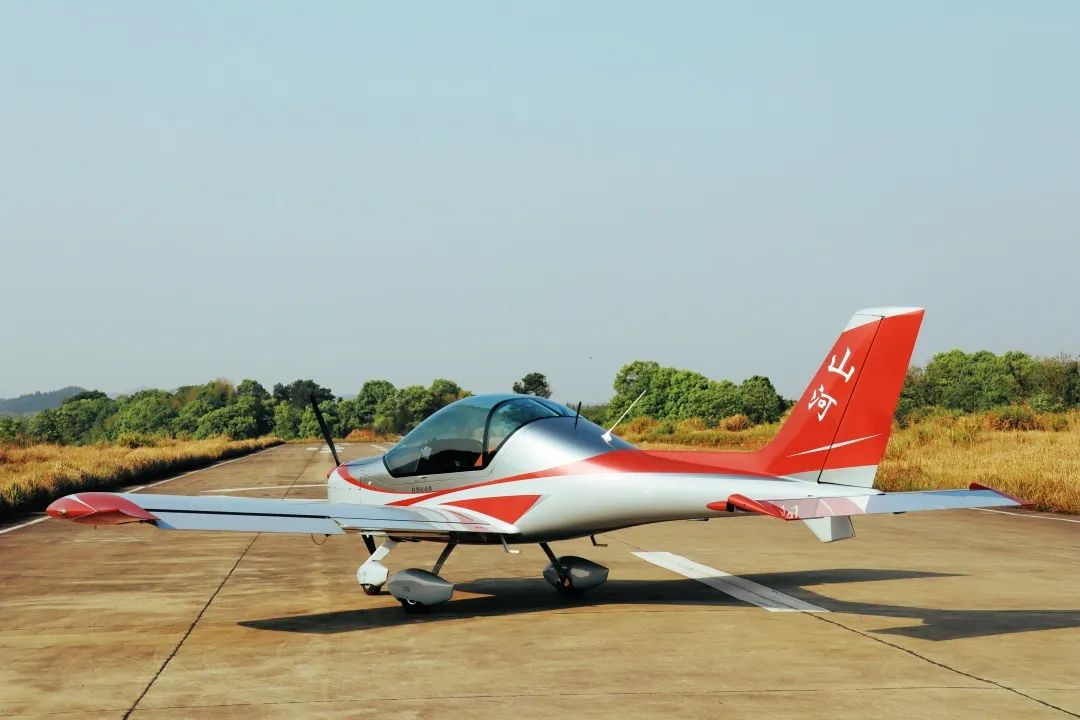 图集 | 阿若拉穿“鲨”衣，还有更多套装为天空添彩！