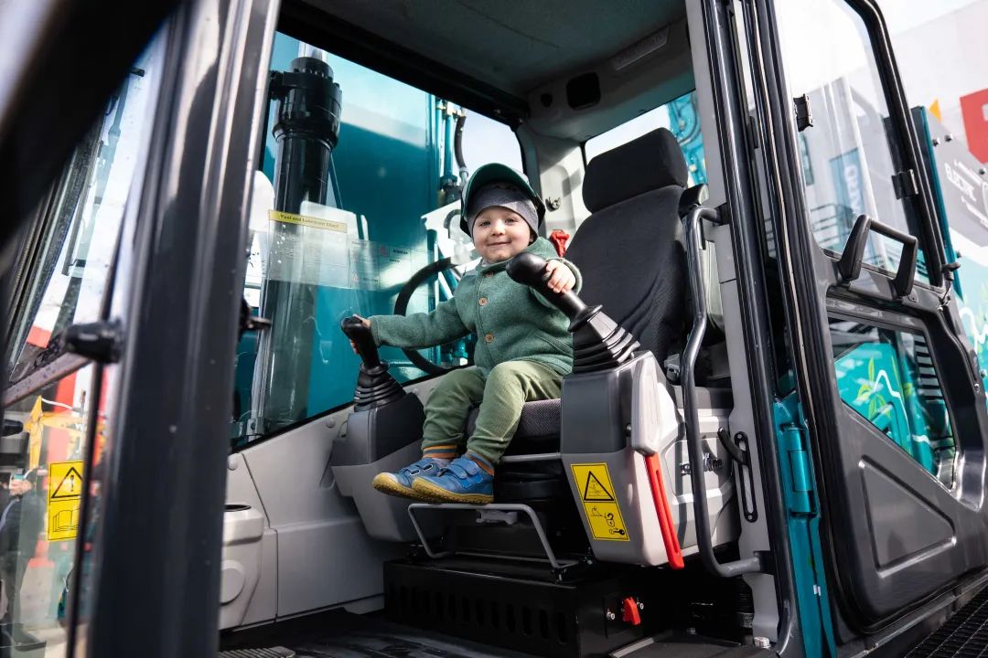 Bauma 2022 | 一组火热现场图带您沉温3499拉斯维加斯线路智能德国宝马展之旅