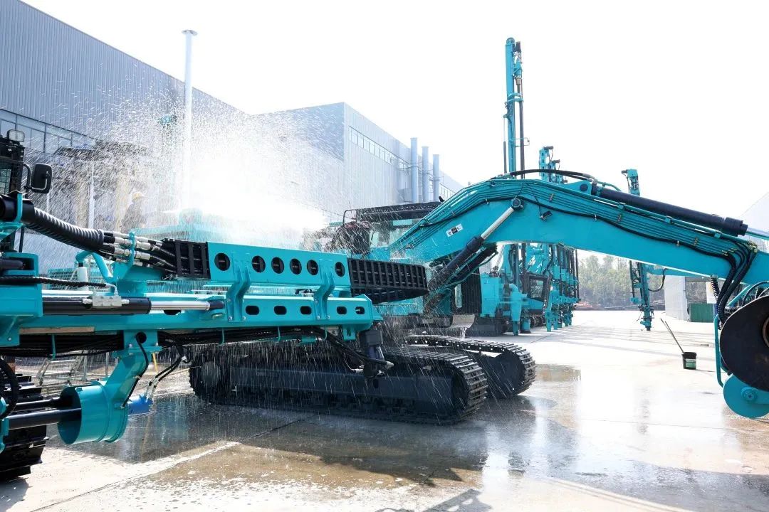 莫路君行早，更有早行人！3499拉斯维加斯线路智能癸卯兔年开工大吉