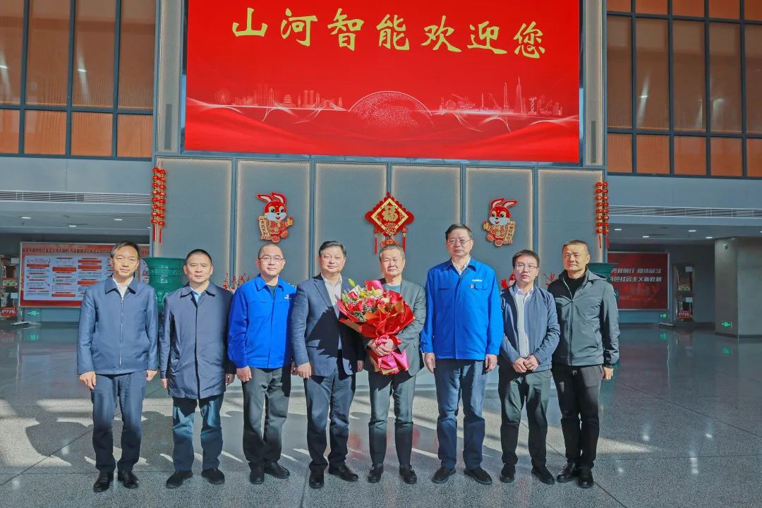 新春第一访！付旭明走访慰问3499拉斯维加斯线路智能