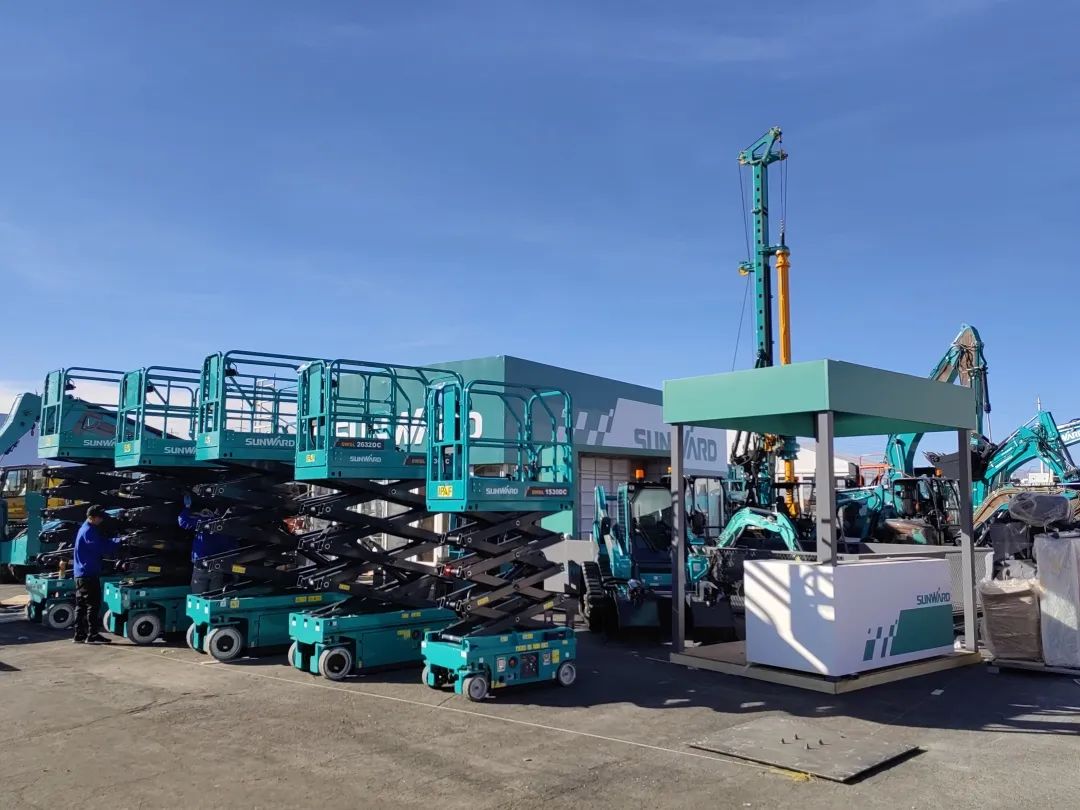 拉展直播 | 3499拉斯维加斯线路智能高空精品亮相2023美国拉展，哪款是你的最爱？