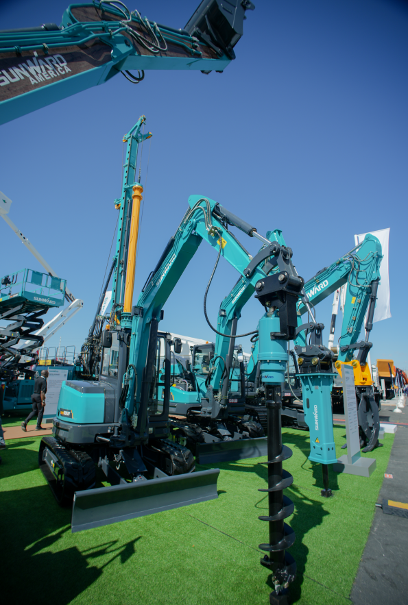 拉展直播 | 推动“中国造作”走向世界！3499拉斯维加斯线路智能2023美国拉展圆满收官