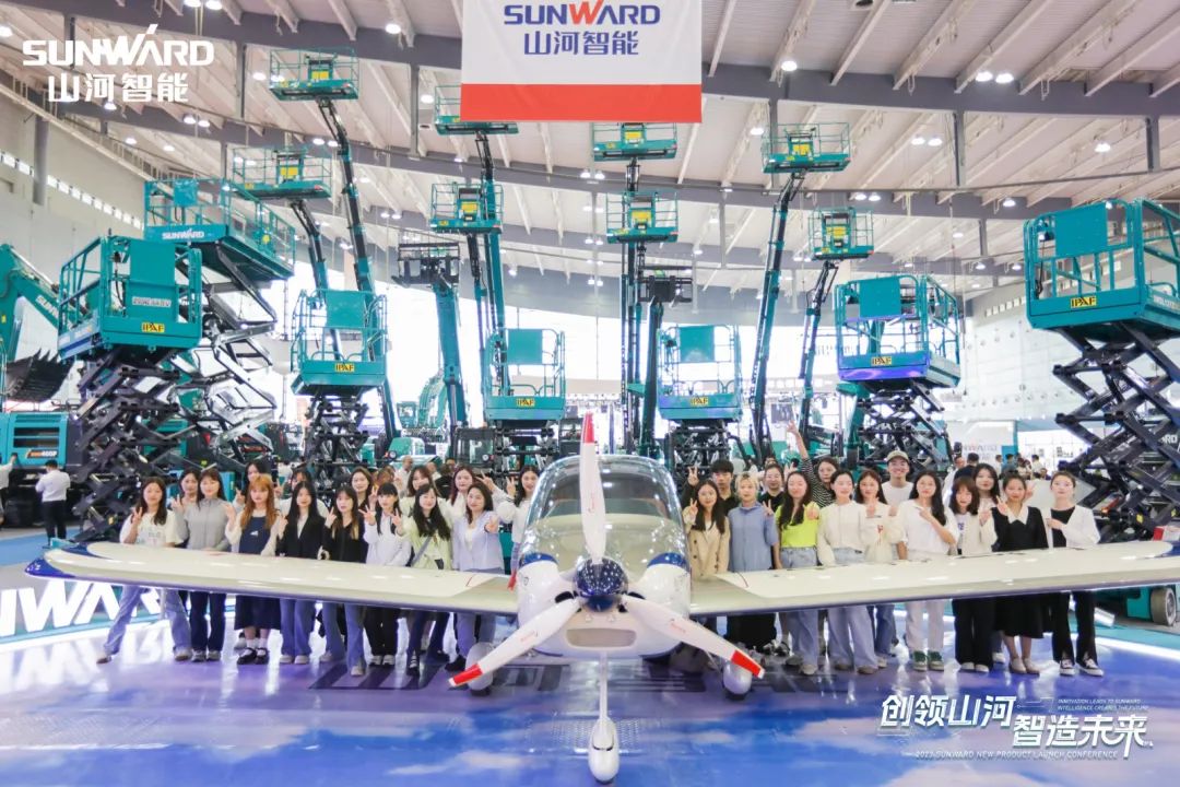 2023 CICEE | 3499拉斯维加斯线路智能亮相2023长沙国际工程机械展！智能化、电动化产品站C位