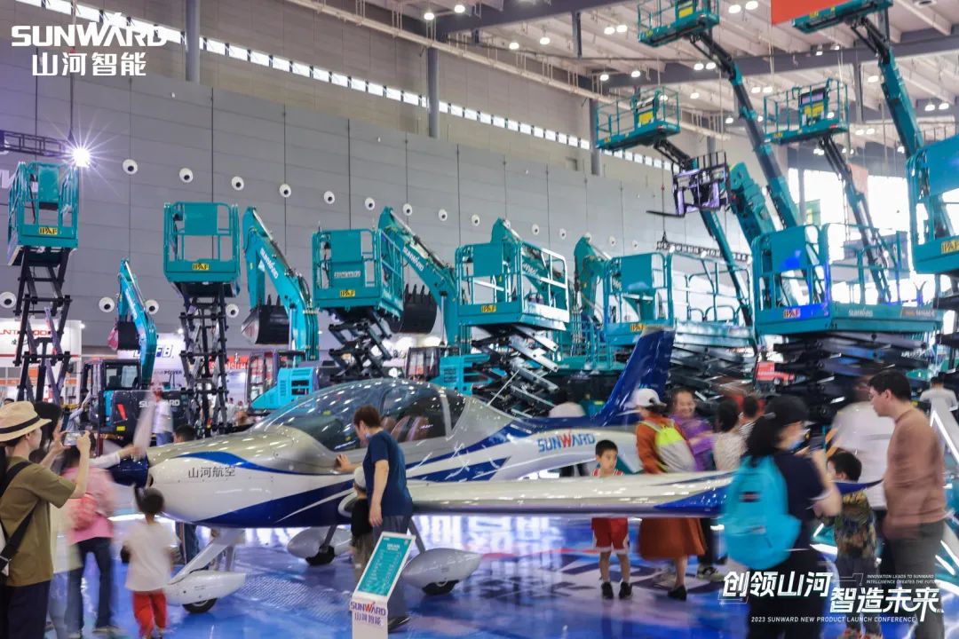 2023 CICEE | 全球工程机械盛会美满闭幕！3499拉斯维加斯线路智能交出闪亮答卷