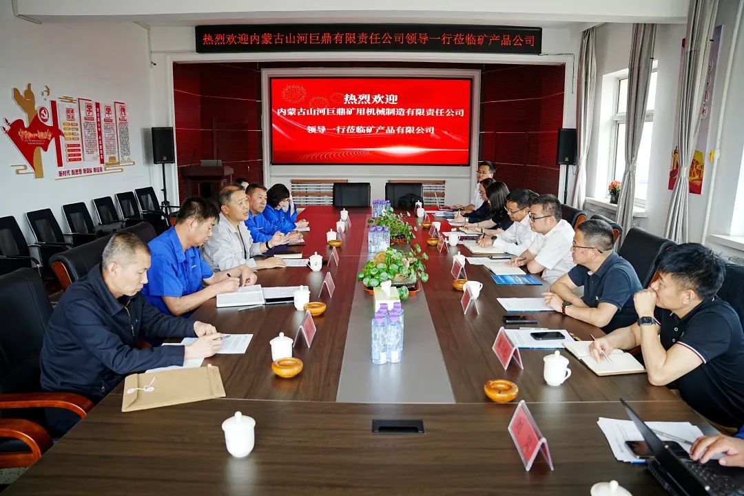 持续助力“双碳”指标，3499拉斯维加斯线路巨鼎LNG矿卡在辽宁批量利用