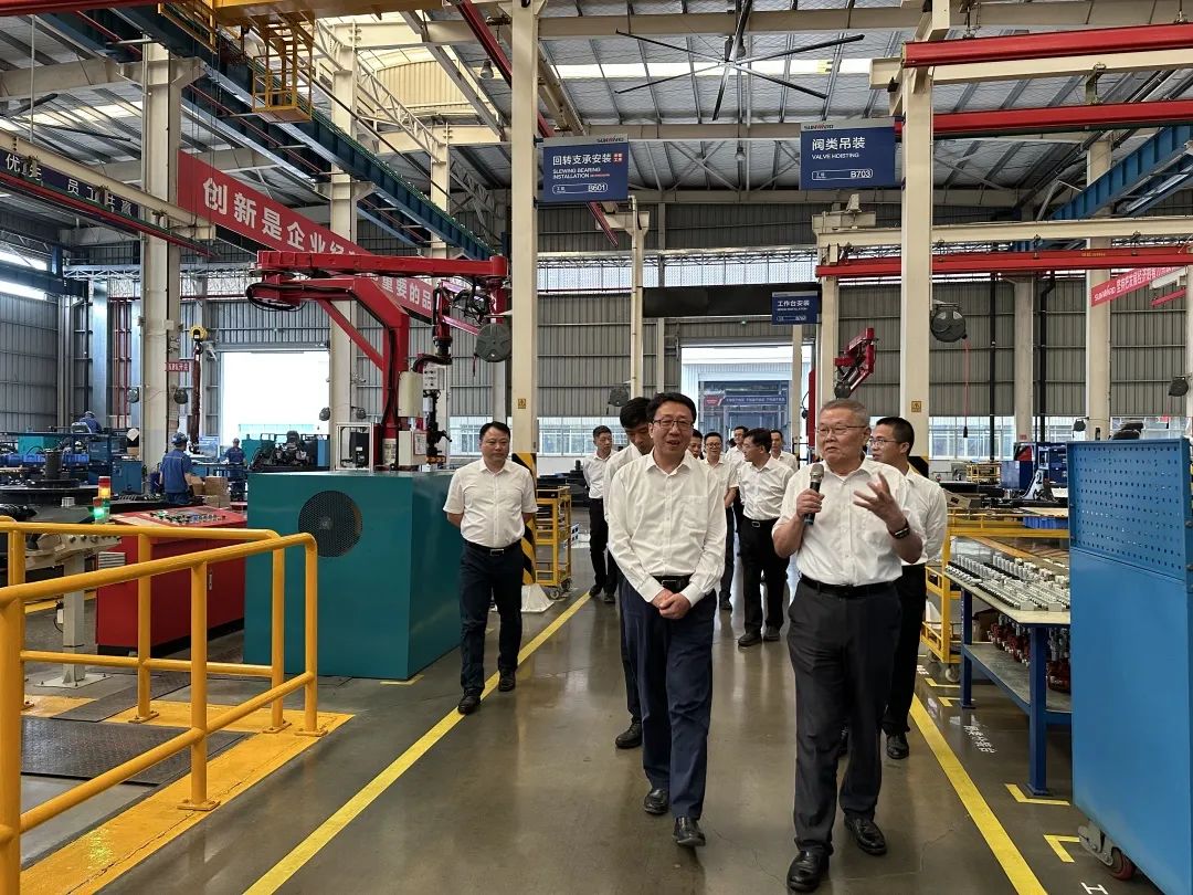 中国联通集团副总经理梁宝俊到访3499拉斯维加斯线路智能