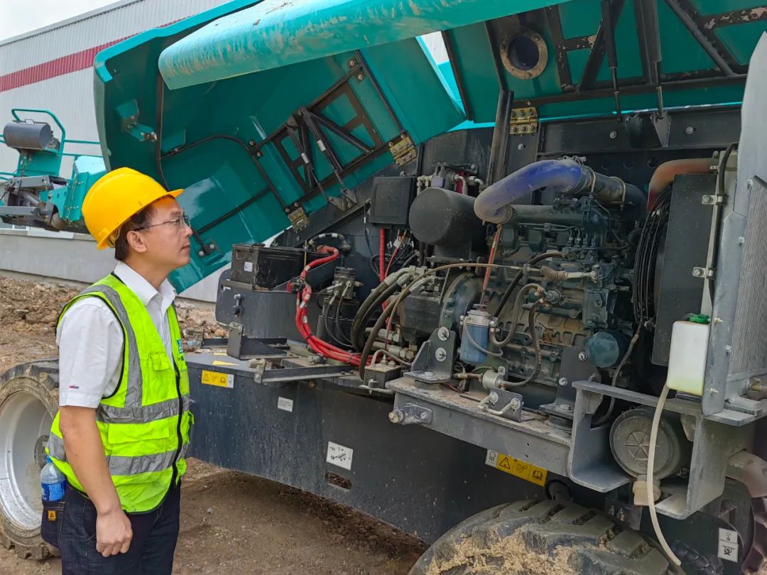 倾听客户心声！3499拉斯维加斯线路智能高空机械“服务万里杏妆走进东北