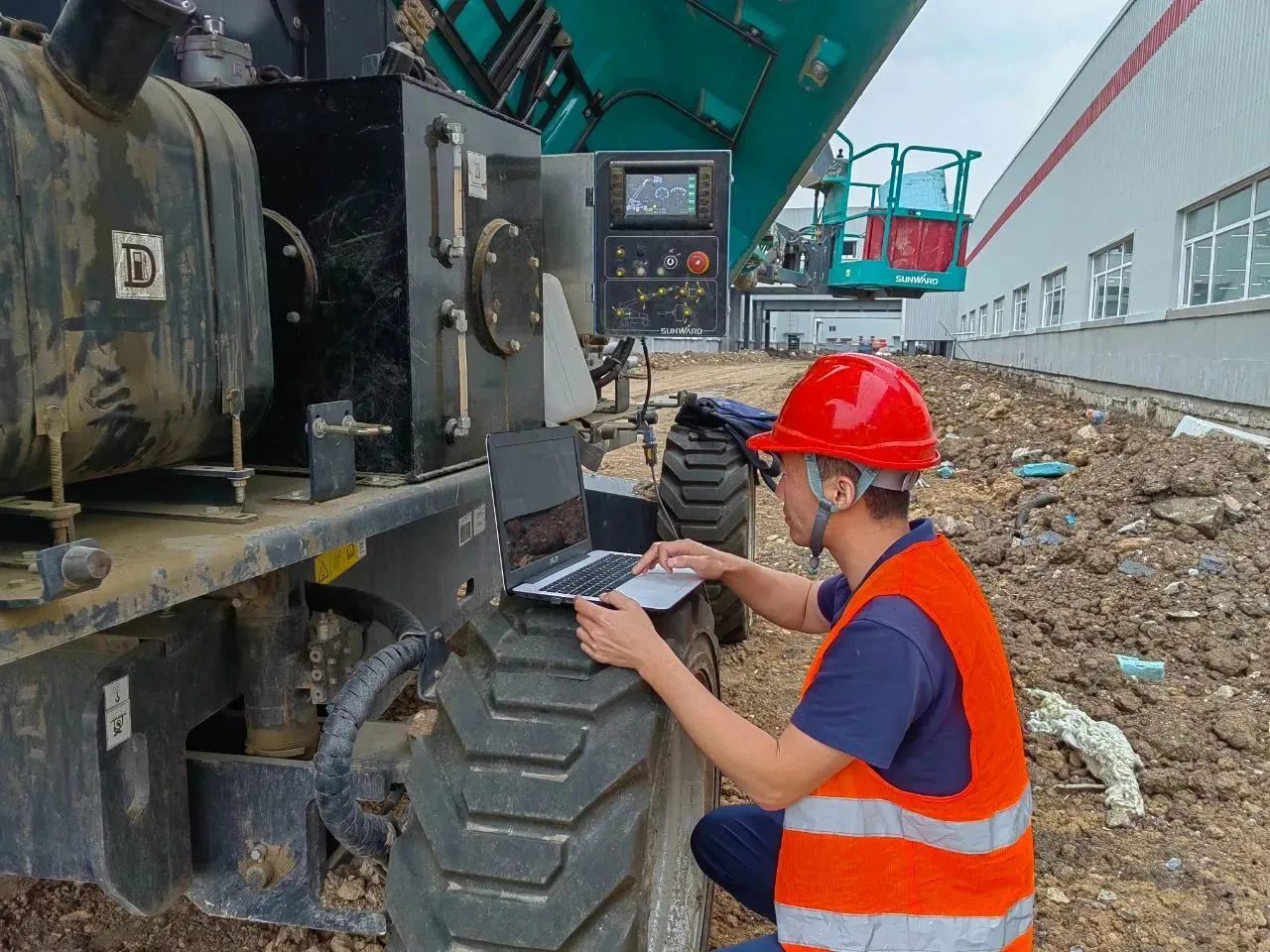 倾听客户心声！3499拉斯维加斯线路智能高空机械“服务万里杏妆走进东北