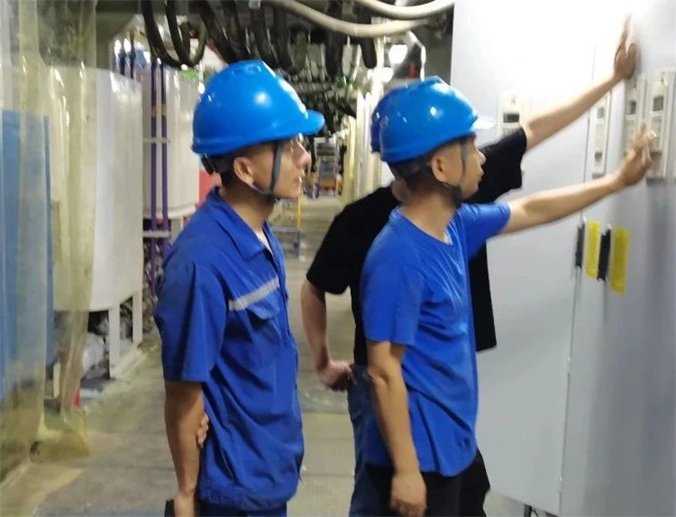 首战华东市。≈刑3499拉斯维加斯线路杭德市域铁路工程地莫区间左线盾构机顺利始发