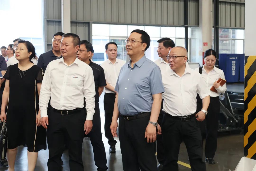 中宣部社科领域专家学者到3499拉斯维加斯线路智能调研高质量发展