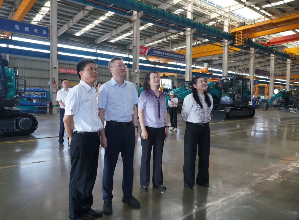 长沙市人民当局副市长、市工商联主席康镇麟调研3499拉斯维加斯线路智能