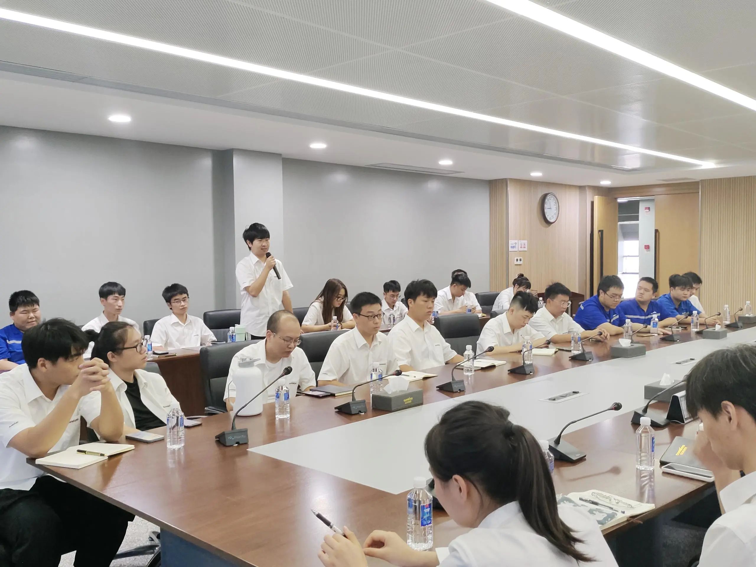 畅谈心声，共话将来！这场应届毕业生员工座谈会，很暖，很贴心！