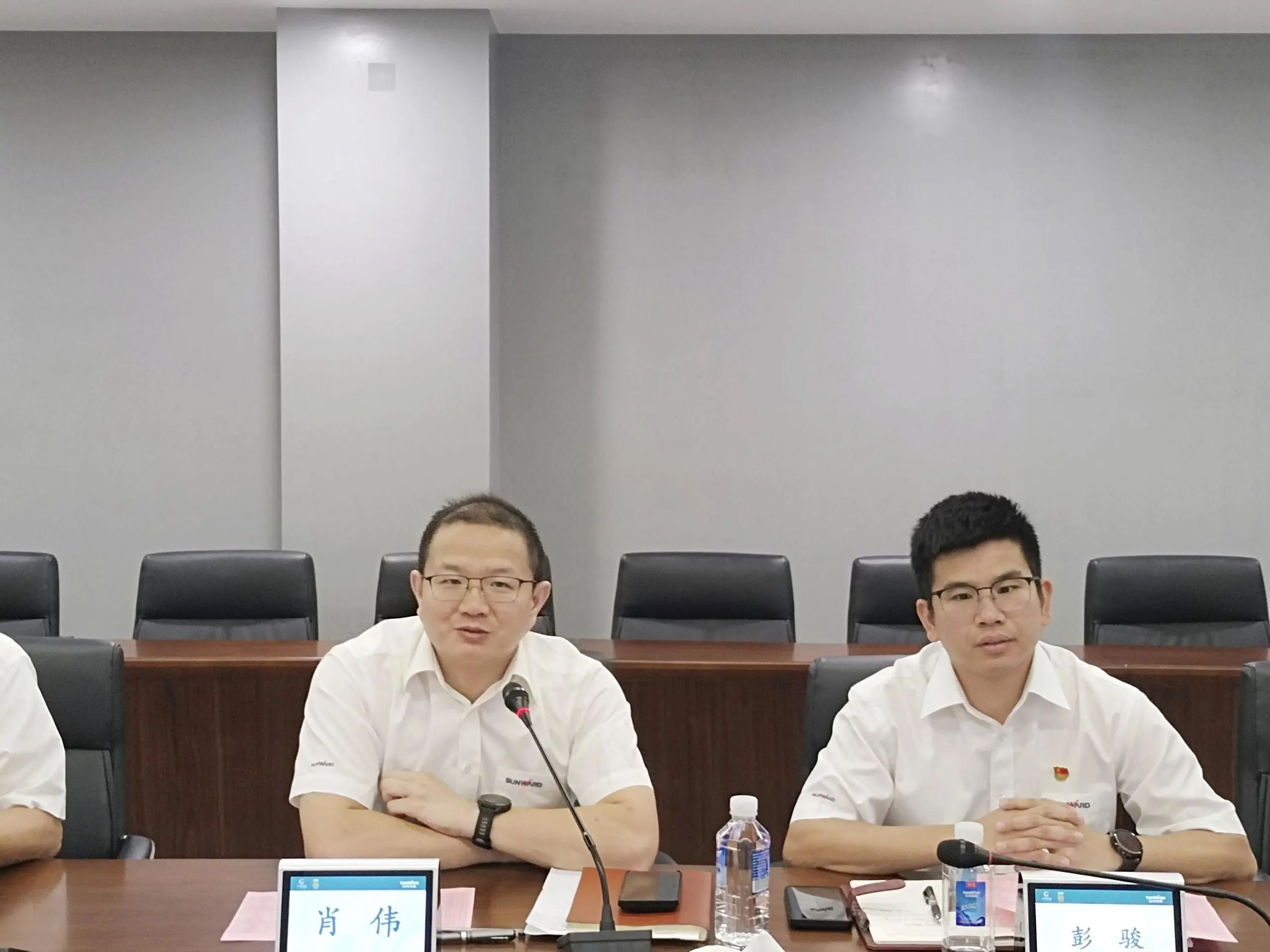 畅谈心声，共话将来！这场应届毕业生员工座谈会，很暖，很贴心！