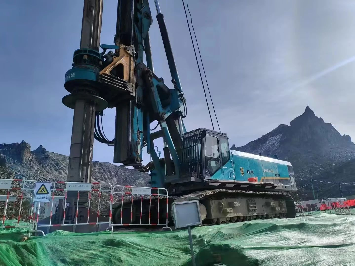 助力世界最高海拔特高压直流输电工程，3499拉斯维加斯线路智能旋挖钻机展示硬核实力