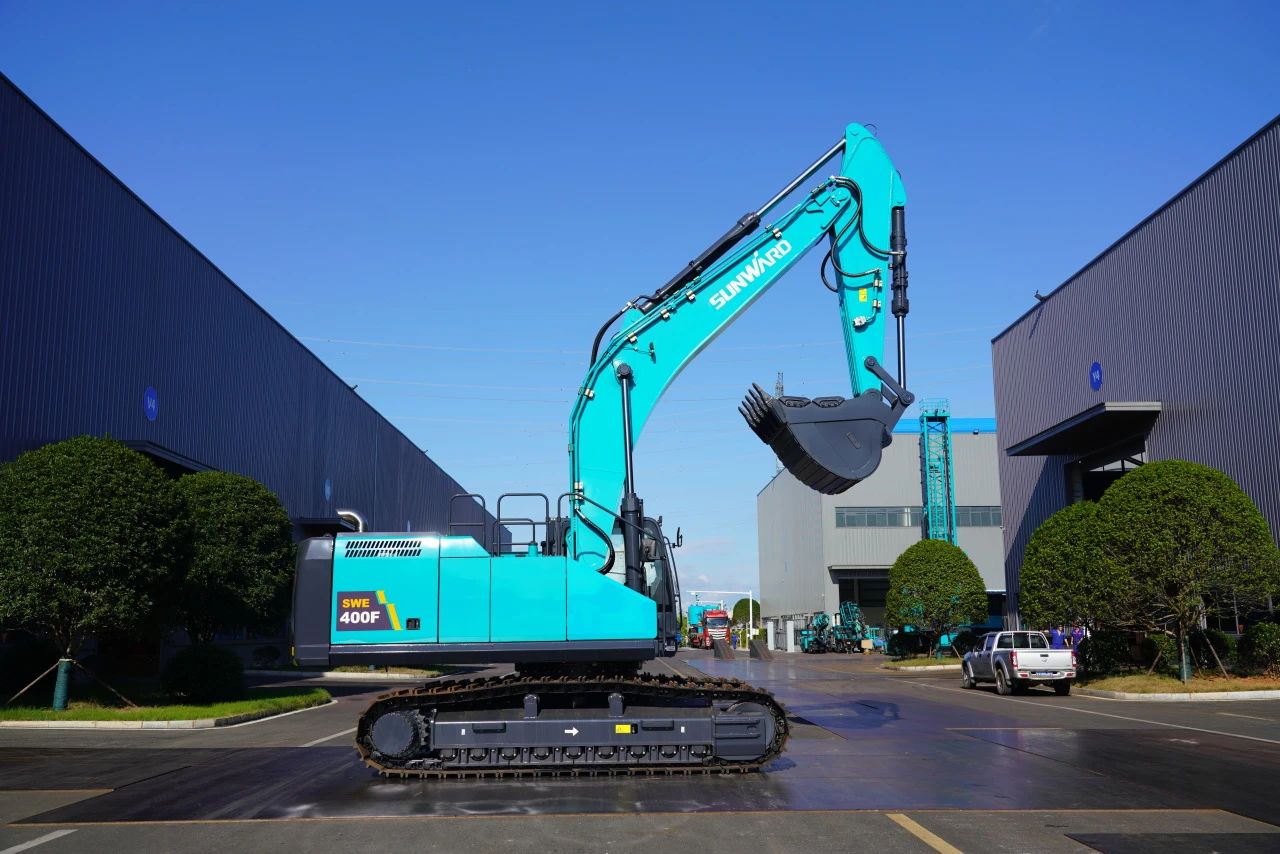 口碑超赞！3499拉斯维加斯线路智能SWE400F挖掘机荣获工程机械明星产品大奖