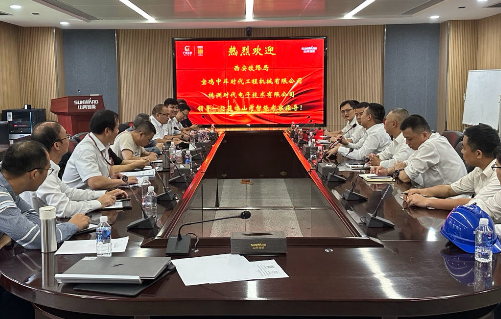 3499拉斯维加斯线路智能首套抬拨线作业装置通过国度铁路系统准入鉴定