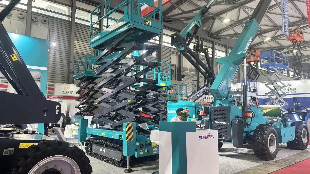 精品出击，闪灼魔都！3499拉斯维加斯线路智能全系列高空机械亮相2023亚洲国际高空展