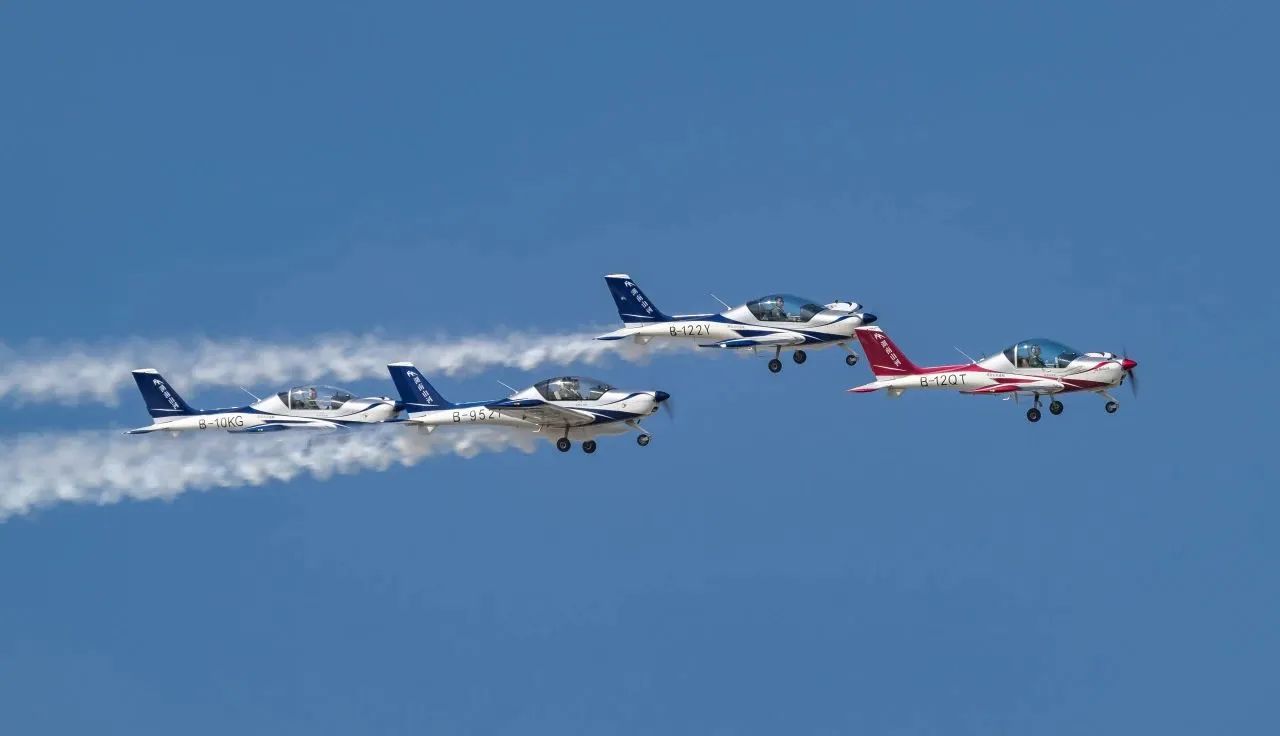 央媒聚焦！一路见证首届亚洲通用航空展上的3499拉斯维加斯线路风采