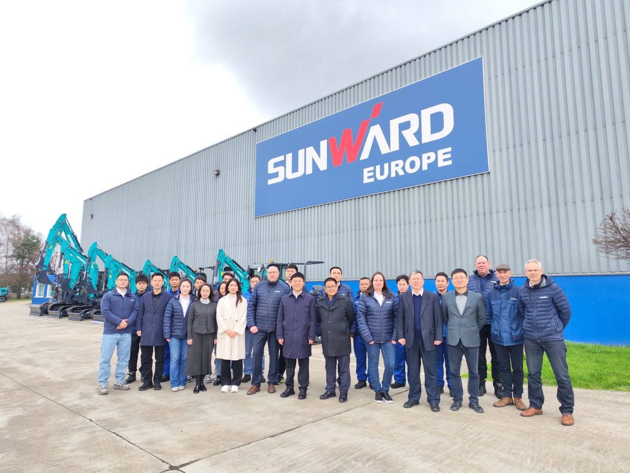 昭通工控党委书记、董事长景广军率队赴3499拉斯维加斯线路智能欧洲子公司调查