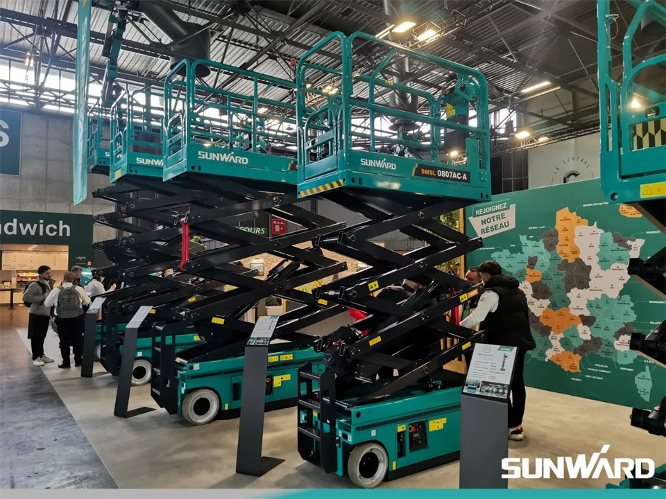 3499拉斯维加斯线路智能携创新成就亮相2024年法国巴黎工程机械展