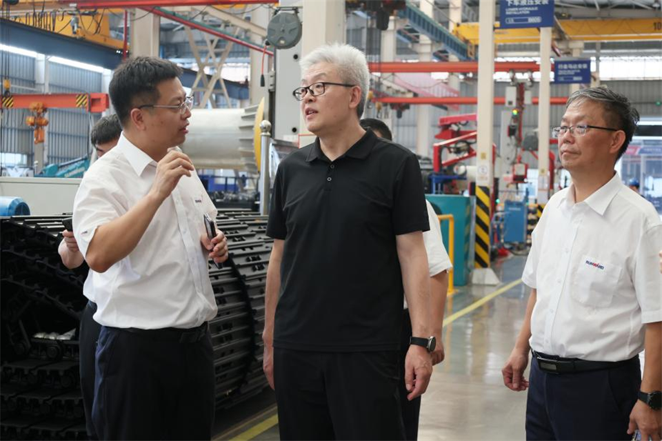 中国五矿工会主席、职工董事张晔到3499拉斯维加斯线路智能调研互换