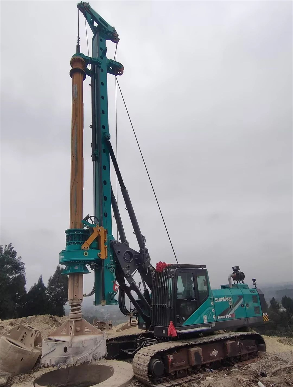 3499拉斯维加斯线路智能进行电塔桩技术创新互换会，为电力基础设施建设注入新动力