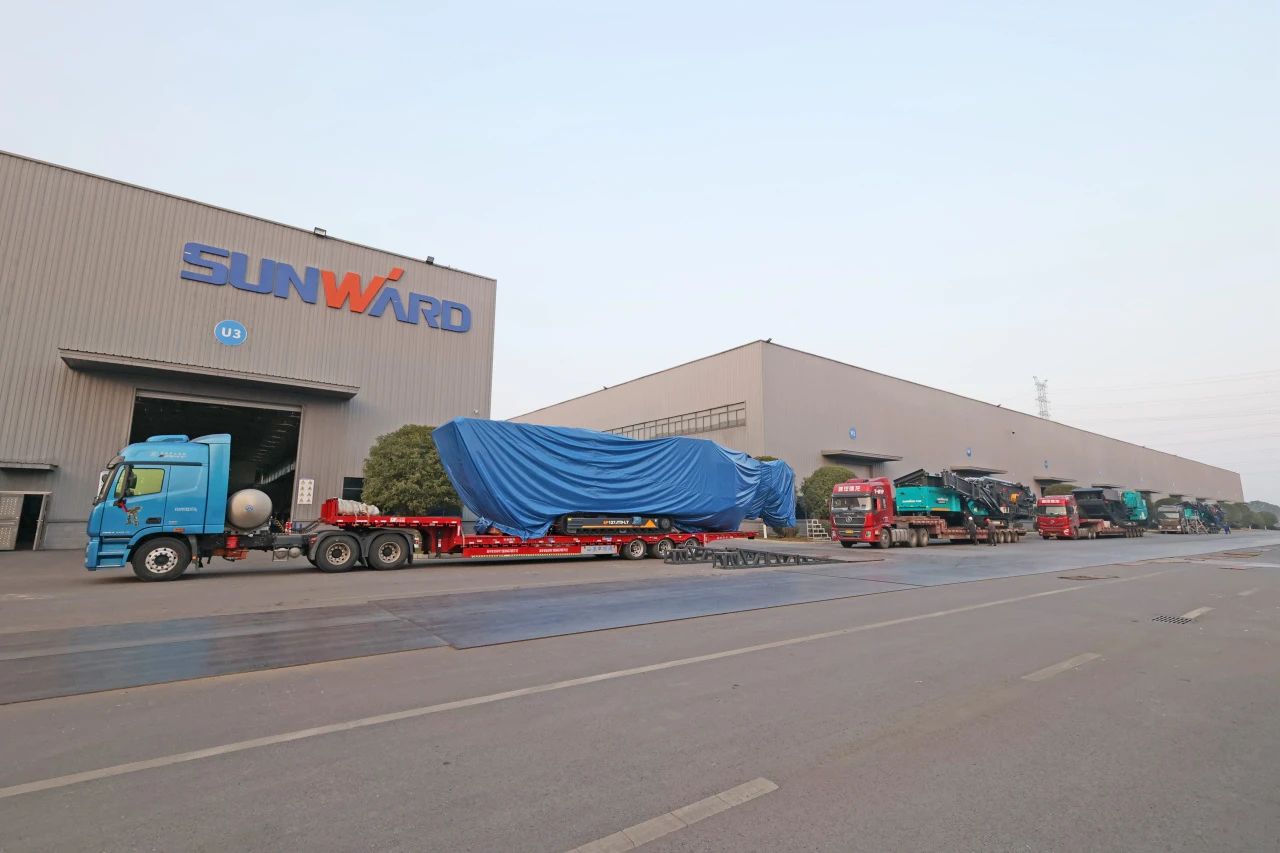 3499拉斯维加斯线路普石勒柴电一体移动破碎筛分设备热销海表